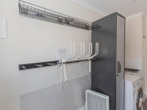 St Helenas 5 Twynam Street Jindabyne NSW 2627 - Sydneys Hotel 3