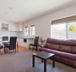 Stenmark 5 / 3 Poley Cow Lane - Sydneys Hotel