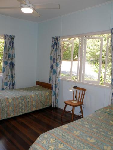 Booangun - Sydneys Hotel 4