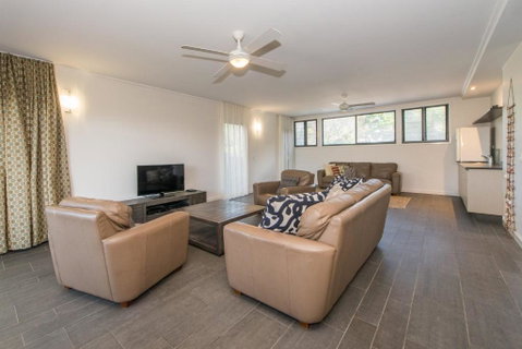 Werai - Sydneys Hotel 6