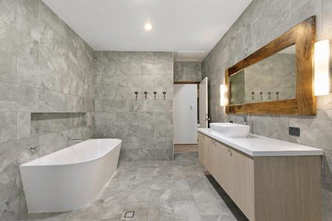 Bedella - Sydneys Hotel 5