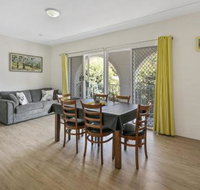 10 The Islander Resort - Sydneys Hotel