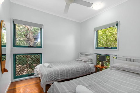 Tchoomooroo - Sydneys Hotel 6