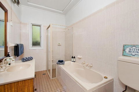 GOWAN ROSS COTTAGE - Sydneys Hotel 5