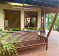 Clouds Serenity - Sydneys Hotel
