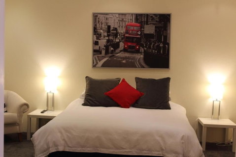 Gundaroo Manor Bed & Breakfast - Sydneys Hotel 6