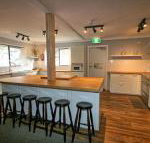 Blizzard Bunny Lodge - Sydneys Hotel