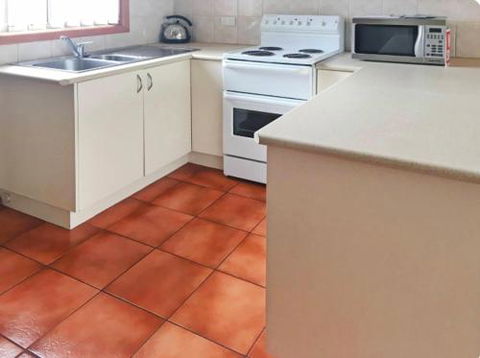 RYE Rock N Roll & Roadsters Are Coming To Town - Sydneys Hotel 3