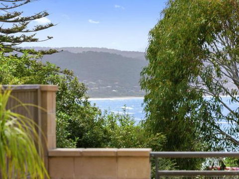APARTMENT 23 PACIFIC APARTMENTS Sit On The Deck & Soak In The View - Sydneys Hotel 0