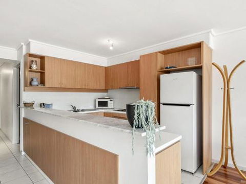 APARTMENT 23 PACIFIC APARTMENTS Sit On The Deck & Soak In The View - Sydneys Hotel 3