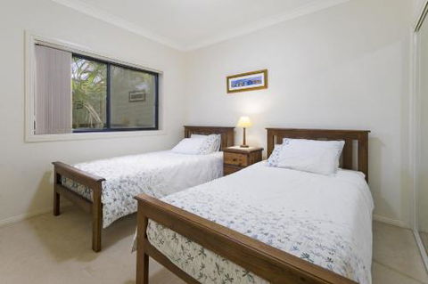 Al Mare No 2 42a - Sydneys Hotel 1