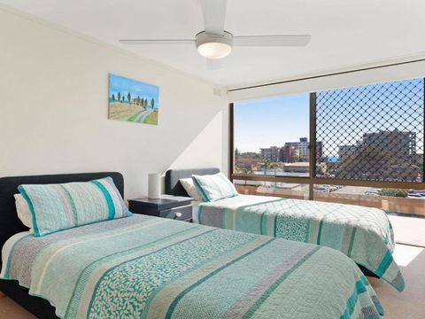 Garden Apartment At Forster Tower - Sydneys Hotel 6