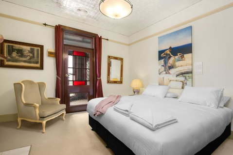Grand & Central On George Unique Opulent - Sydneys Hotel 5