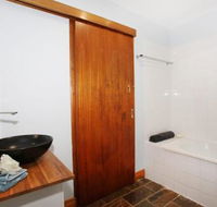 BEACH SHOPS  FABULOUS VACATION HOME - Sydneys Hotel