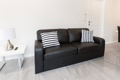 Wagga Apartments 3 - Sydneys Hotel 1