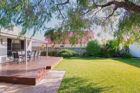 GIFFORD HOUSE - Sydneys Hotel 4