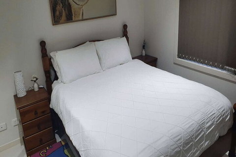 2 BDR Sea Side Guesthouse - Sydneys Hotel 2