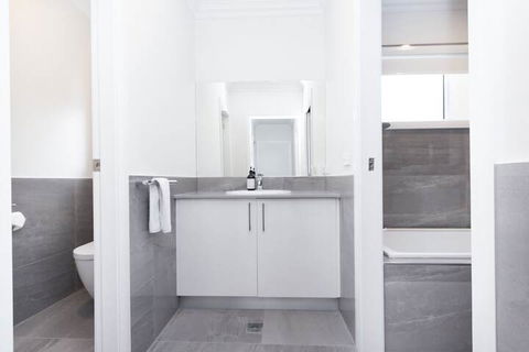 Wagga Apartments 2 - Sydneys Hotel 6
