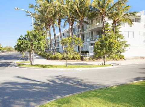 Unit 101 Plantation Resort Rainbow Beach Plantation Resort Second Floor Aircon Pool Spa - Sydneys Hotel 0