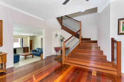 Beachcomber Holiday House - Sydneys Hotel 2