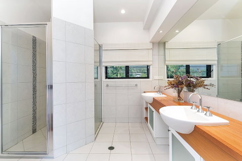 Beachcomber Holiday House - Sydneys Hotel 4