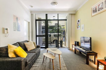 Pyrmont Resort 2 - Sydneys Hotel 5