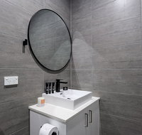 CARLISLE Bright Townhouse in Great Location - Sydneys Hotel