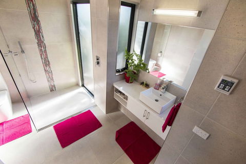 Coorong Cabins - Pelican Cabin - Sydneys Hotel 3
