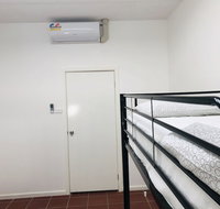St. Kilda Accommodation - Sydneys Hotel
