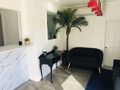 St. Kilda Accommodation - Sydneys Hotel 2