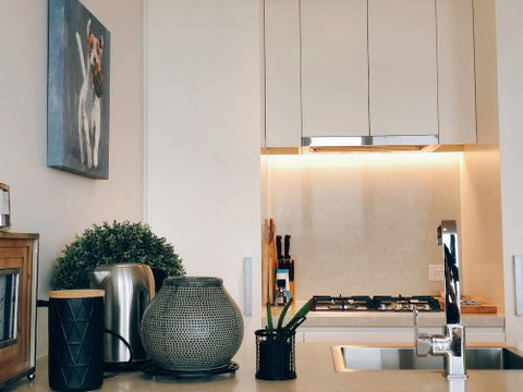 FV Apartments - Sydneys Hotel 0