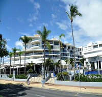 1 BDR / Apt / Foxtel / WiFi / Pool / parking / Spa / Urangan - Sydneys Hotel