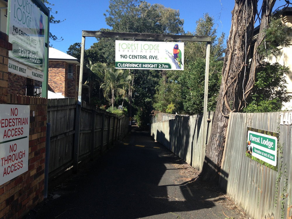 Indooroopilly QLD Sydneys Hotel