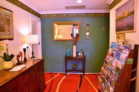 Palms Bed & Breakfast - Sydneys Hotel 2