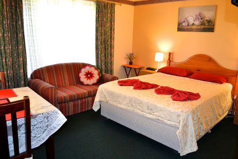Palms Bed & Breakfast - Sydneys Hotel 3