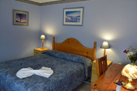 Palms Bed & Breakfast - Sydneys Hotel 4