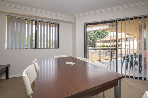 Parkside Apartments - Sydneys Hotel 6