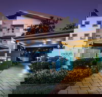 Coolum Seaside - Sydneys Hotel