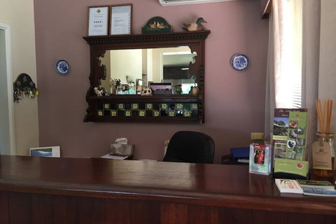 The Noble Grape Guesthouse - Sydneys Hotel 1