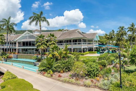 Paradise Palms - Sydneys Hotel 1