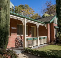 The Birch House - Silver Birches - Sydneys Hotel