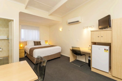 Club Motel - Sydneys Hotel 5