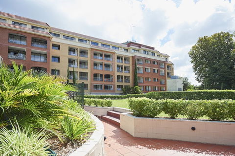 Waldorf Randwick Serviced Apartments - Sydneys Hotel 1
