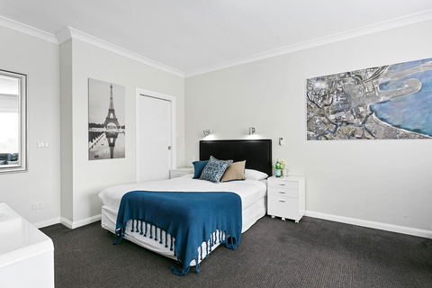 Airport Hotel Sydney - Sydneys Hotel 0