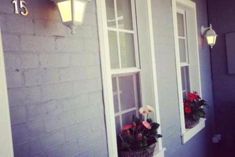 4 Ensuite Chelsea Villa CBD Airport - Sydneys Hotel 3