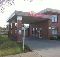Big Valley Lakeside Paradise Motor Inn - Sydneys Hotel