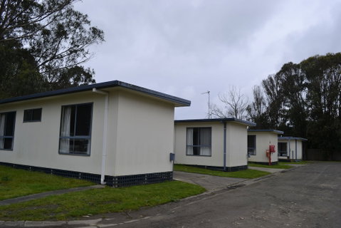 Portland Tourist Park - Sydneys Hotel 3