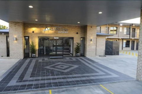 Aastro Dish Motor Inn - Sydneys Hotel 2