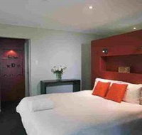 Merribrook Retreat - Sydneys Hotel