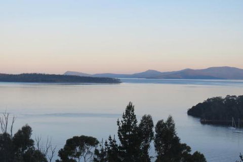 Bruny Vista Cabin - Sydneys Hotel 4